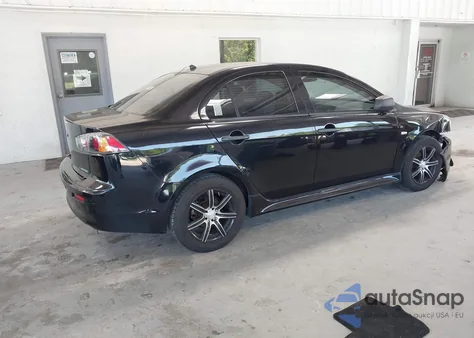 2010 Mitsubishi Lancer De z USA, uszkodzony, nr VIN JA32U1FUXAU013604